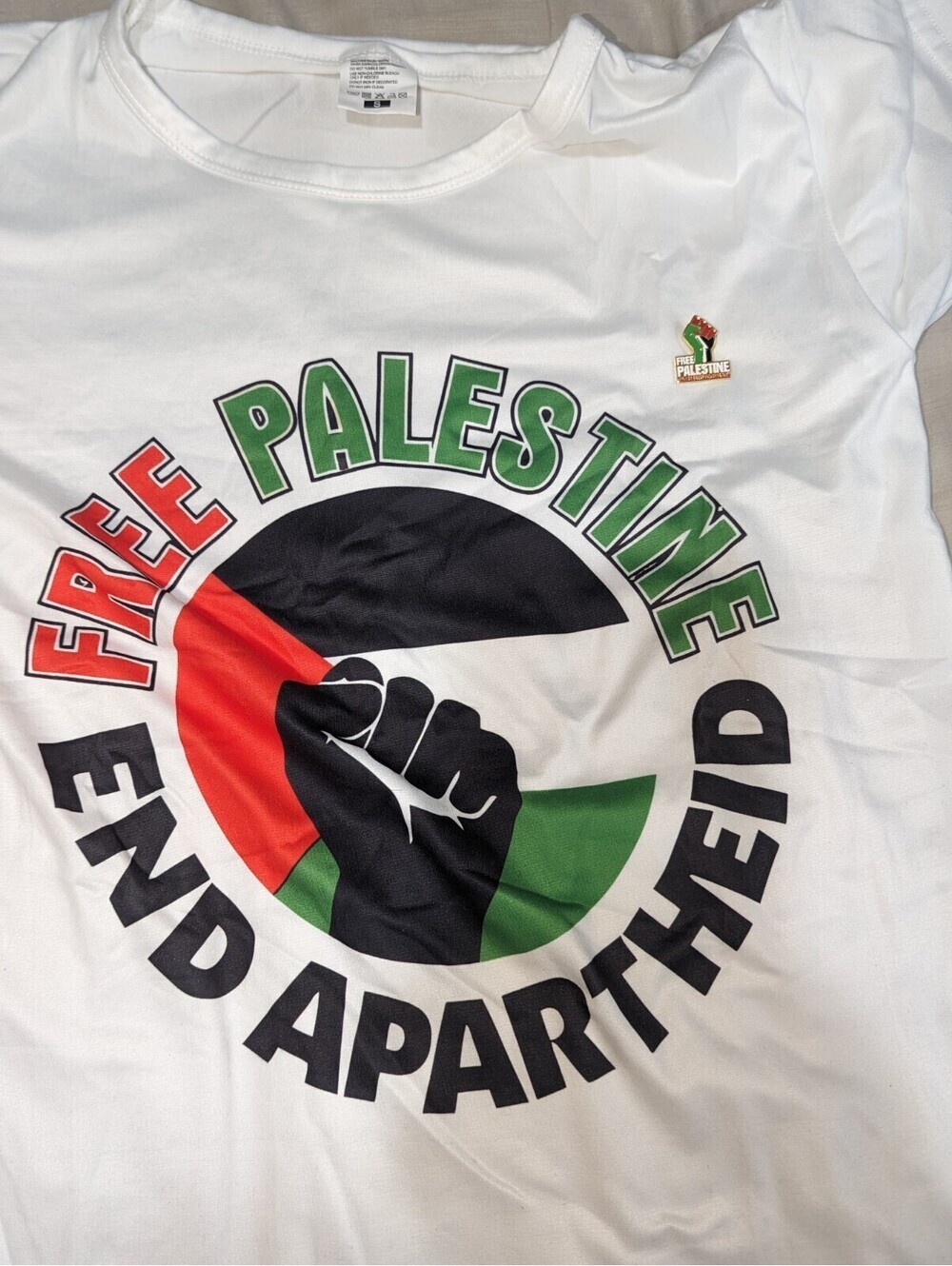 Free Palestine End Apartheid Graphic T-Shirt + Enamel Pin Unisex S M L - Picture 8 of 9
